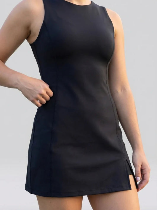 FAYEN CLEAN SIDE SLIT TENNIS DRESS - Lavesna