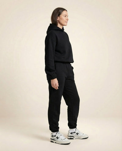 THE ALORA LOUNGE SET