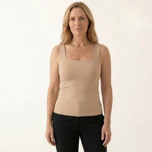 Lavesna's Built-In Bra Comfort Shaper Tank - Lavesna