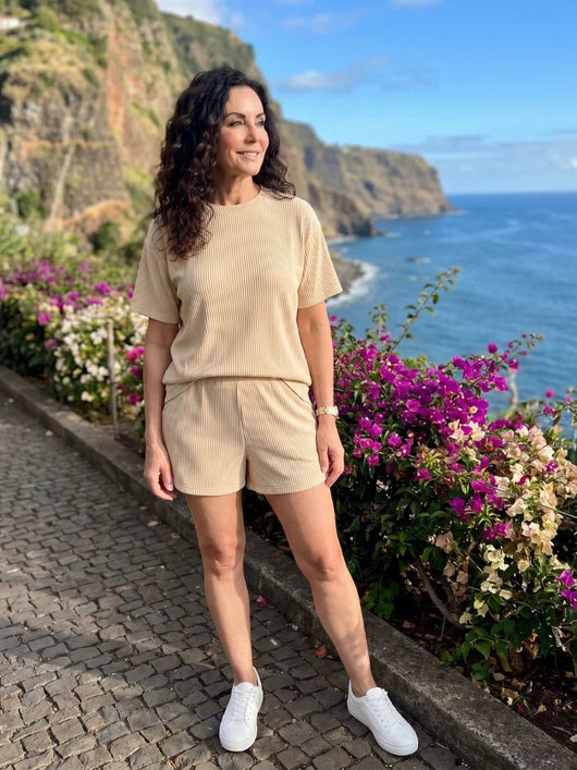 THE BELLA RELAXED FIT SET - Lavesna