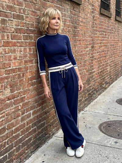 THE LYDIA FITTED SET - Lavesna