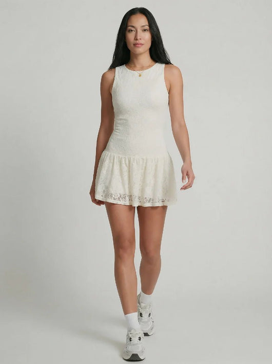 ZAIRA SLEEVELESS LACE TEXTURED TENNIS DRESS - Lavesna